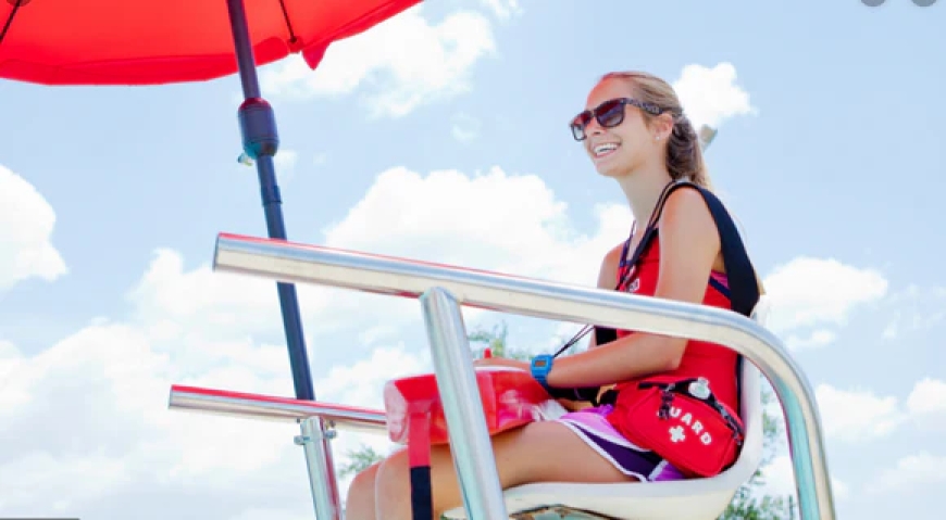 Complete Guide to Becoming a Certified Lifeguard