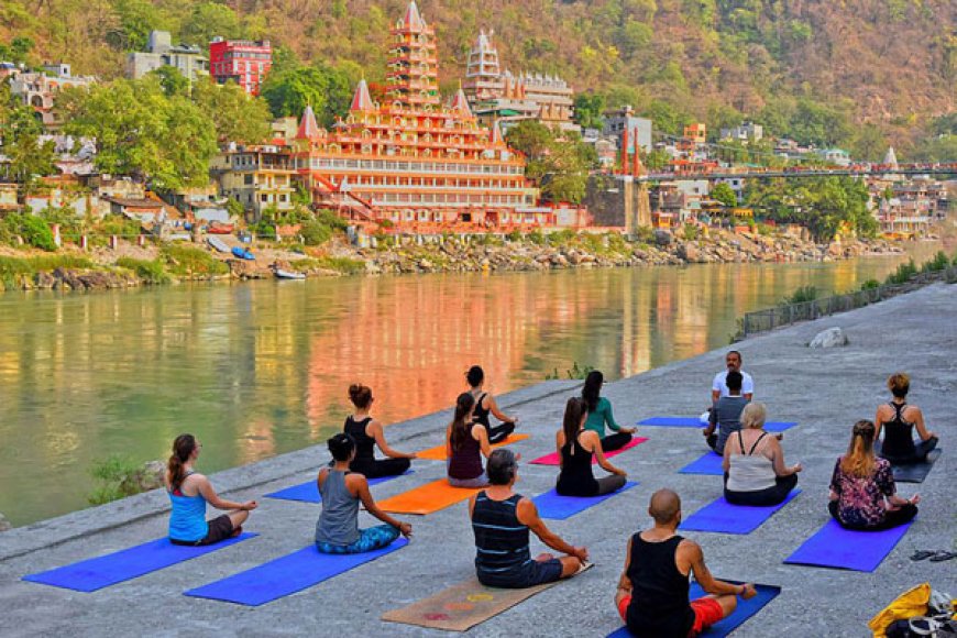 Your Complete Detox Retreat in Rishikesh Guide for 2025