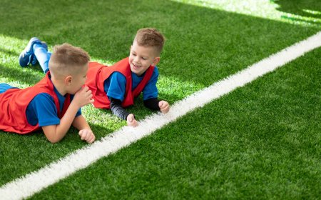 How Artificial Grass Enables Year-Round Sports in Harsh UAE Climate Conditions