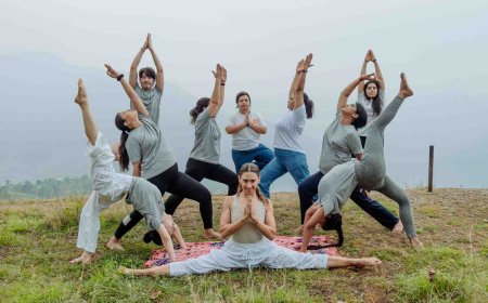 200 hour yoga teacher training course in rishikesh