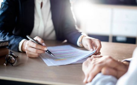 How Employment Contract Solicitors in London Safeguard Your Workplace Rights